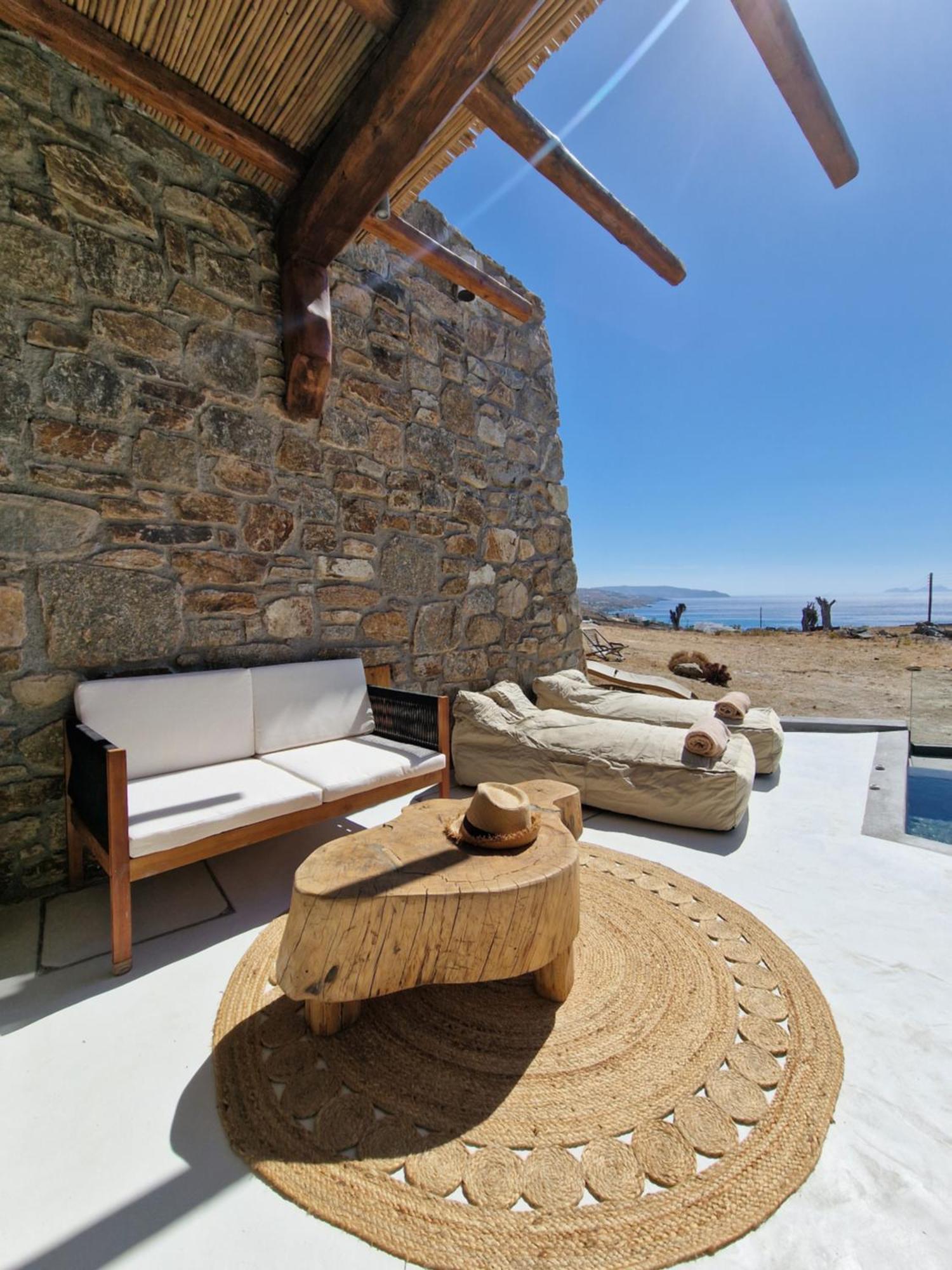 M-Vibes Mykonos Suites Kalafatis Room photo
